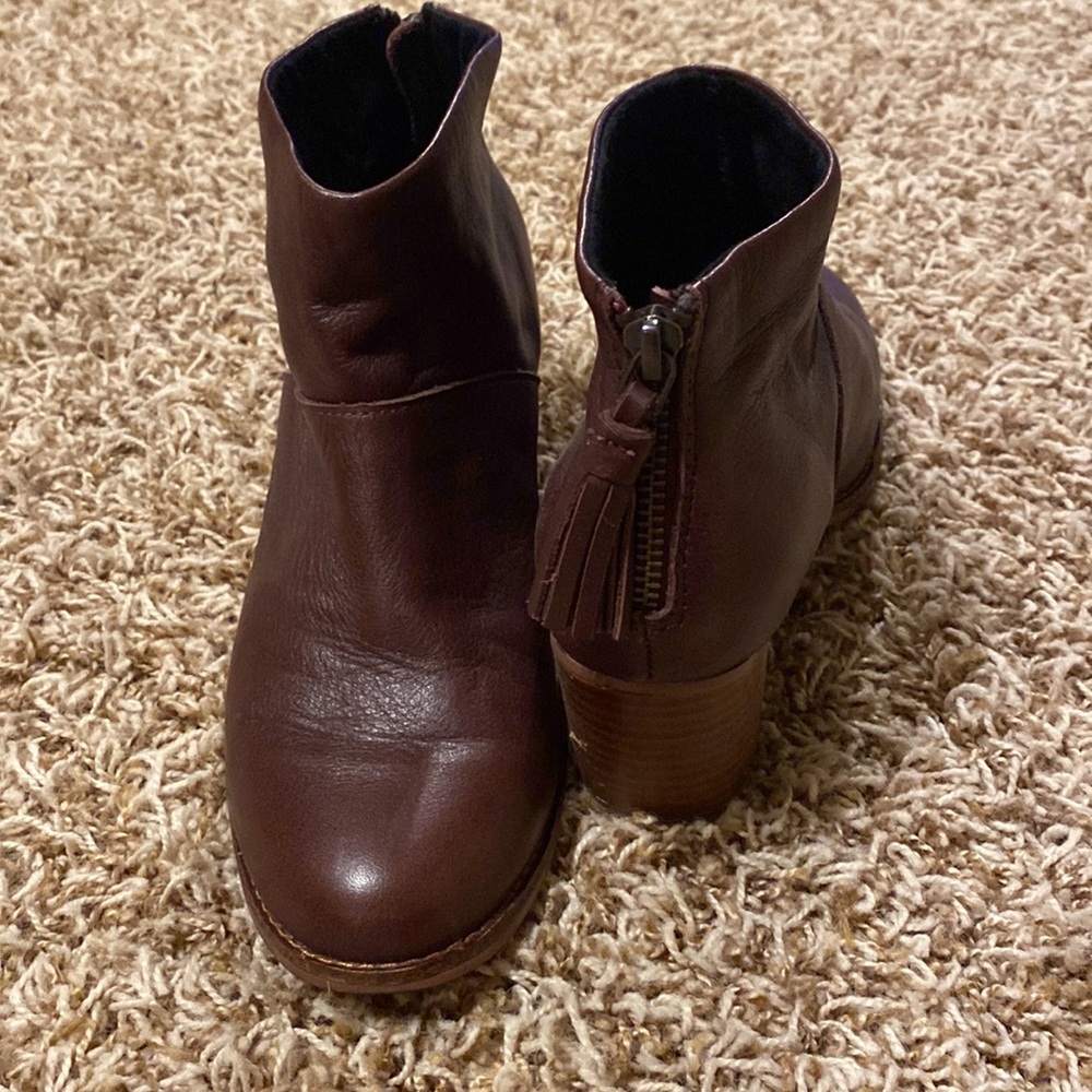 Toms Carpe Diem Booties-Like New - Picture 2 of 12